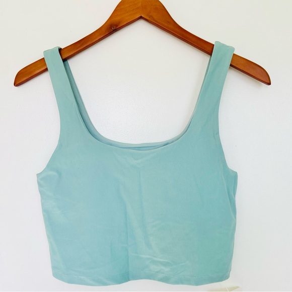 Fabletics Lydia Built-in Bra Tank Seafoam - Picture 4 of 9